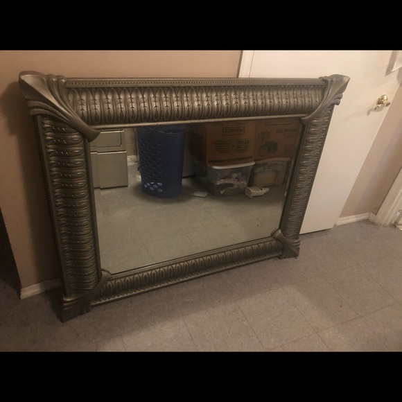 Moving - Picture 2 of 3